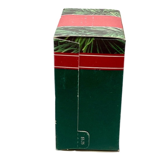 Hallmark 1991 “Notes of Cheer” Ornament - Picture 10 of 13